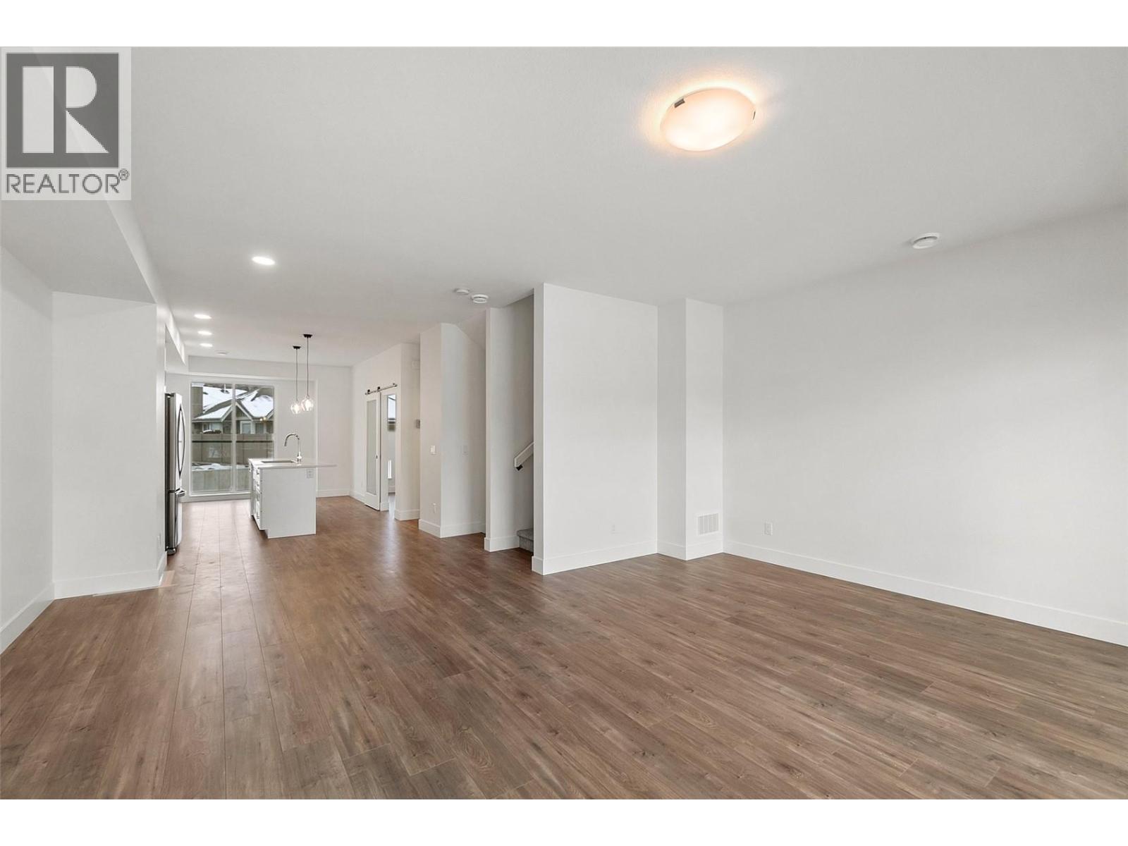 41 720 Valley Road, Kelowna