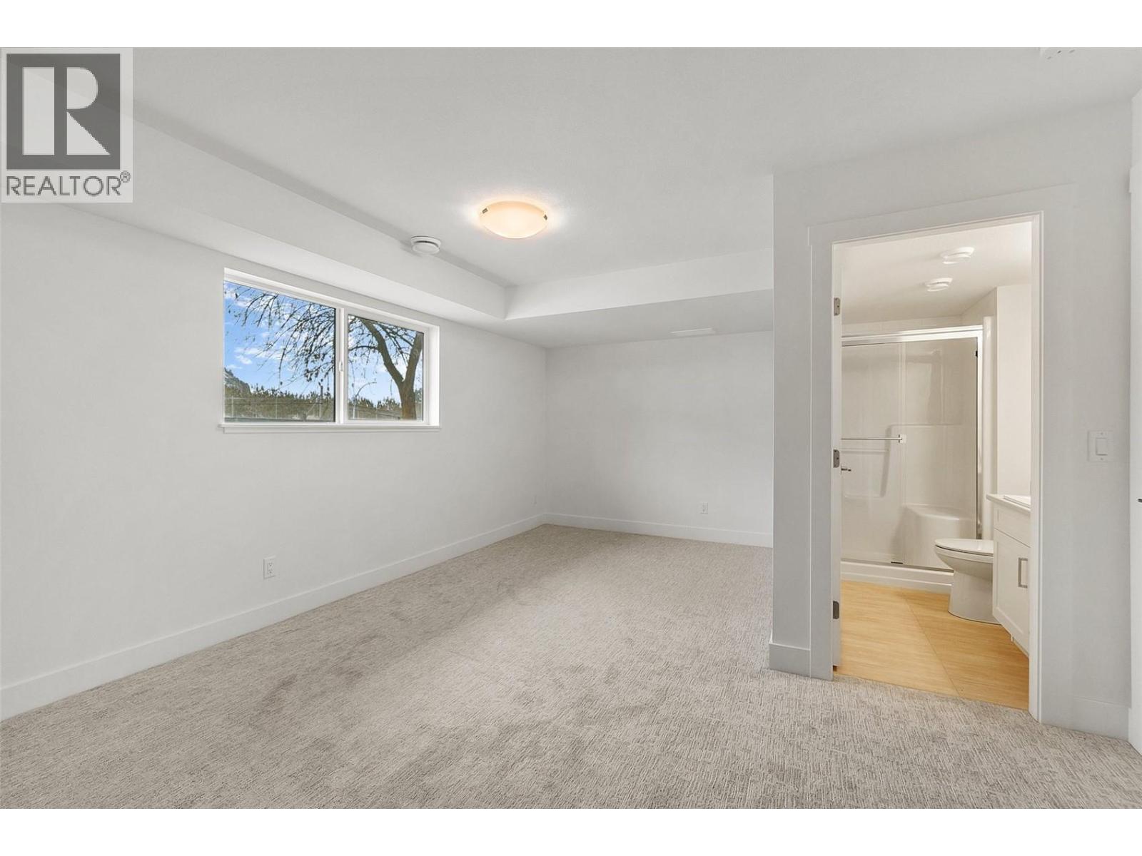 41 720 Valley Road, Kelowna