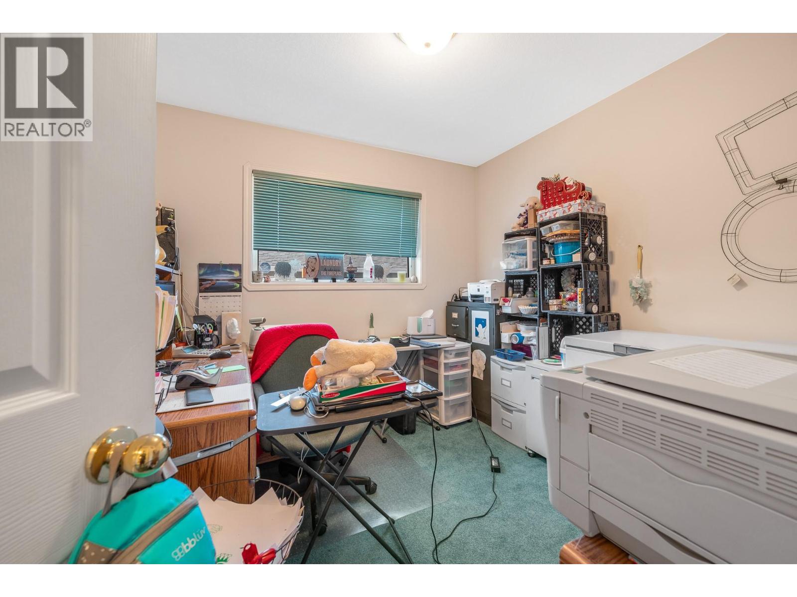 2424 Bradley Drive, Armstrong