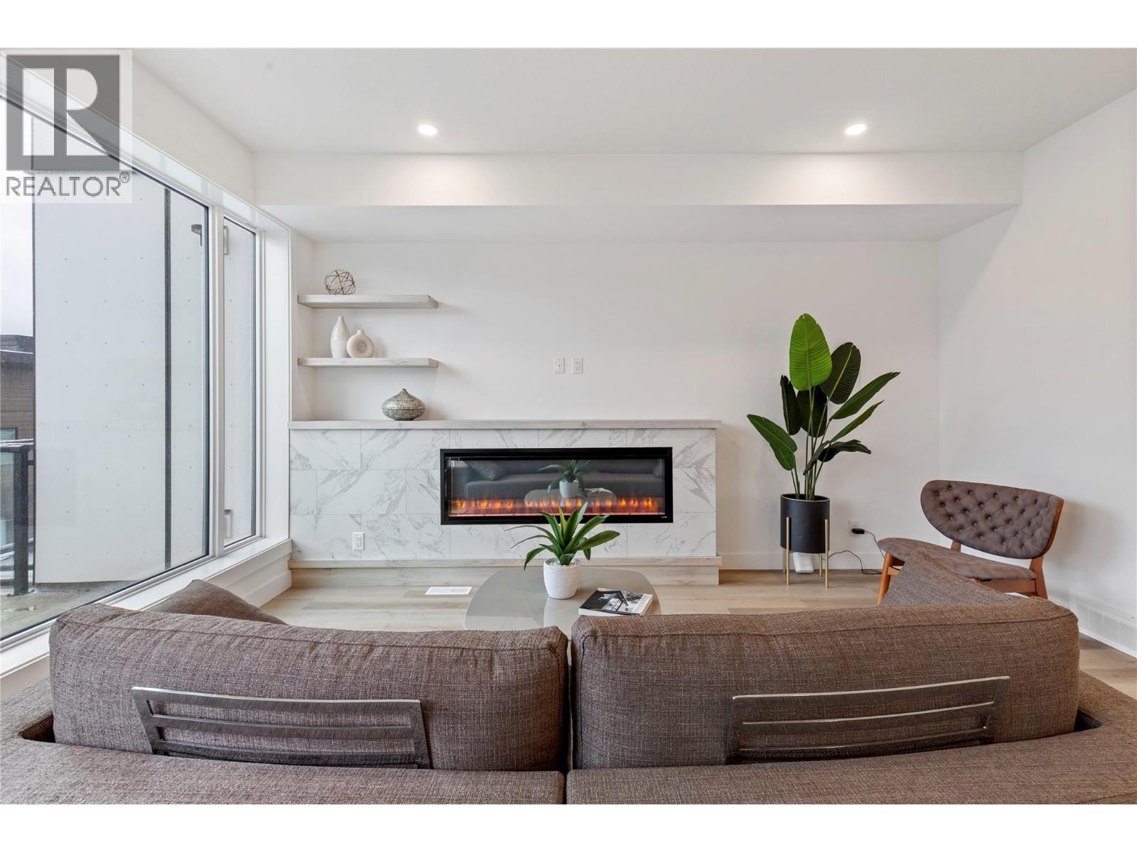 203 2735 Shannon Lake Road, West Kelowna