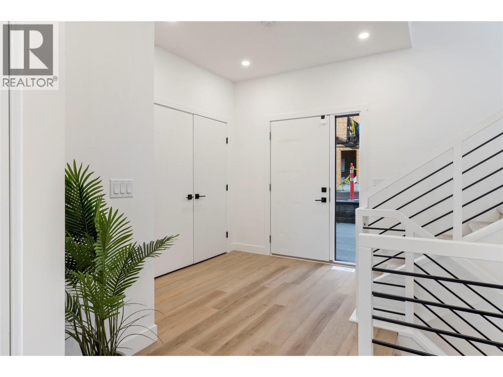 203 2735 Shannon Lake Road, West Kelowna