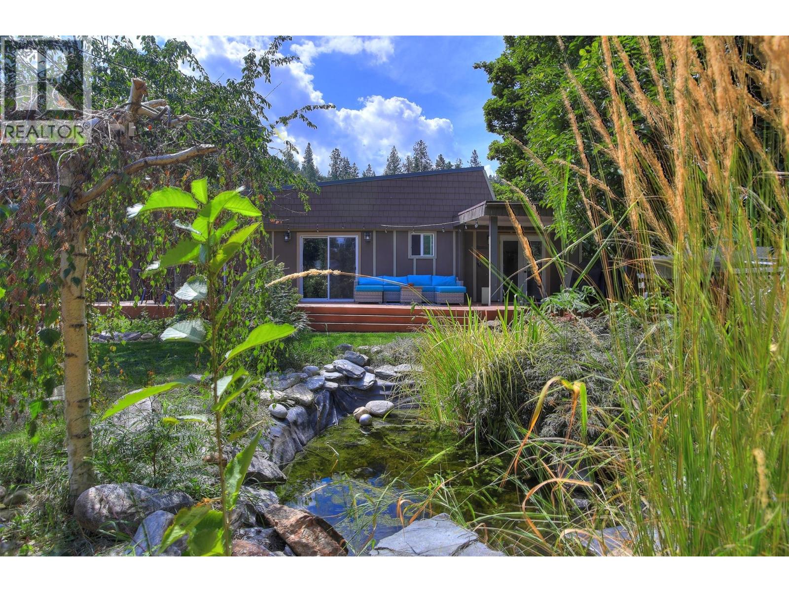  812 Paret Road, Kelowna