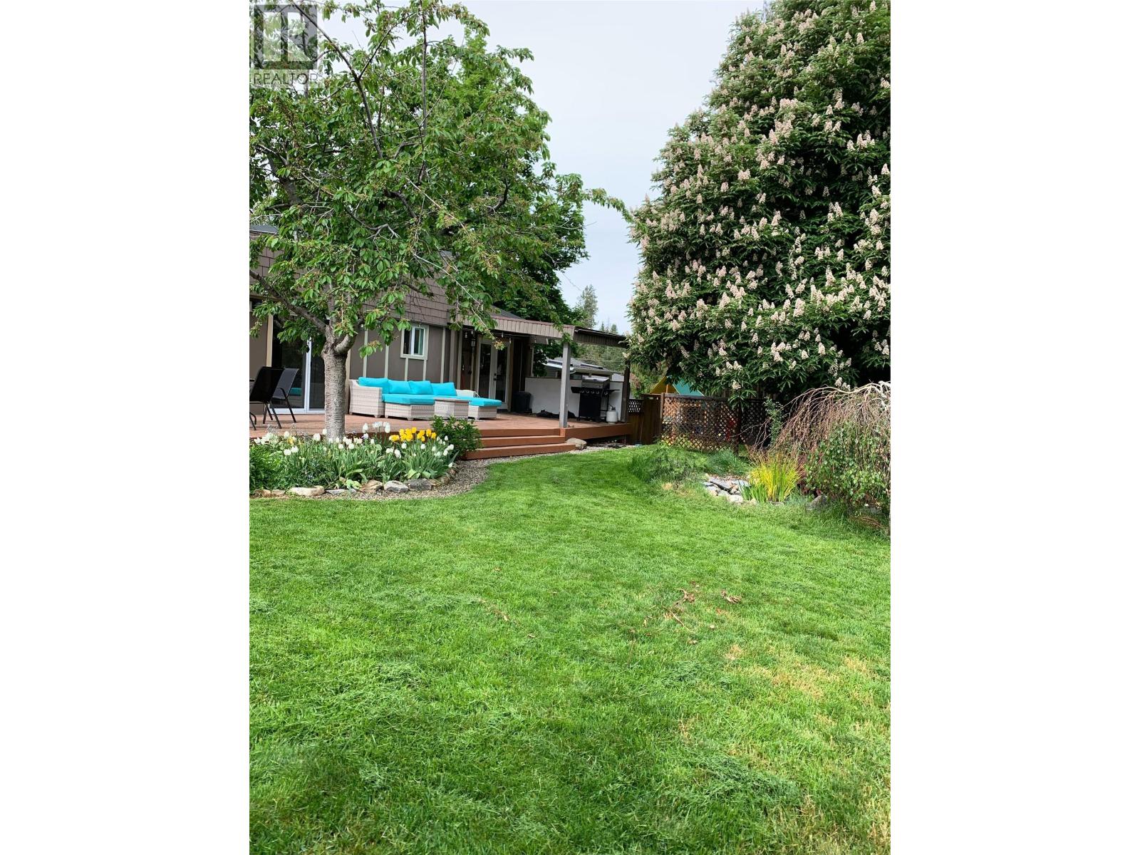  812 Paret Road, Kelowna