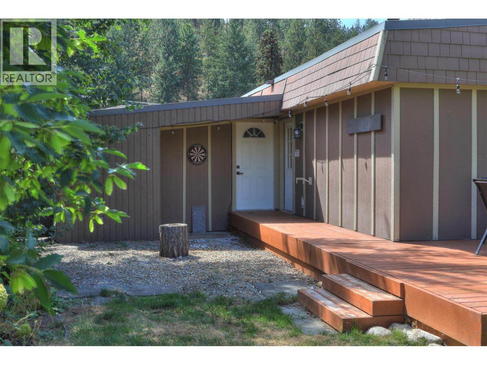  812 Paret Road, Kelowna