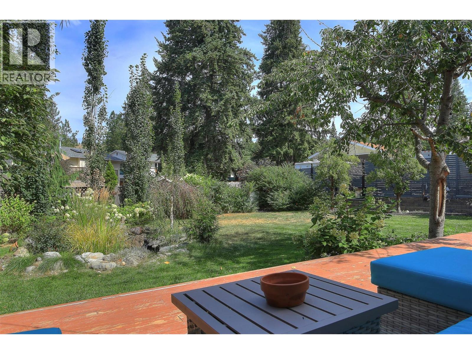  812 Paret Road, Kelowna
