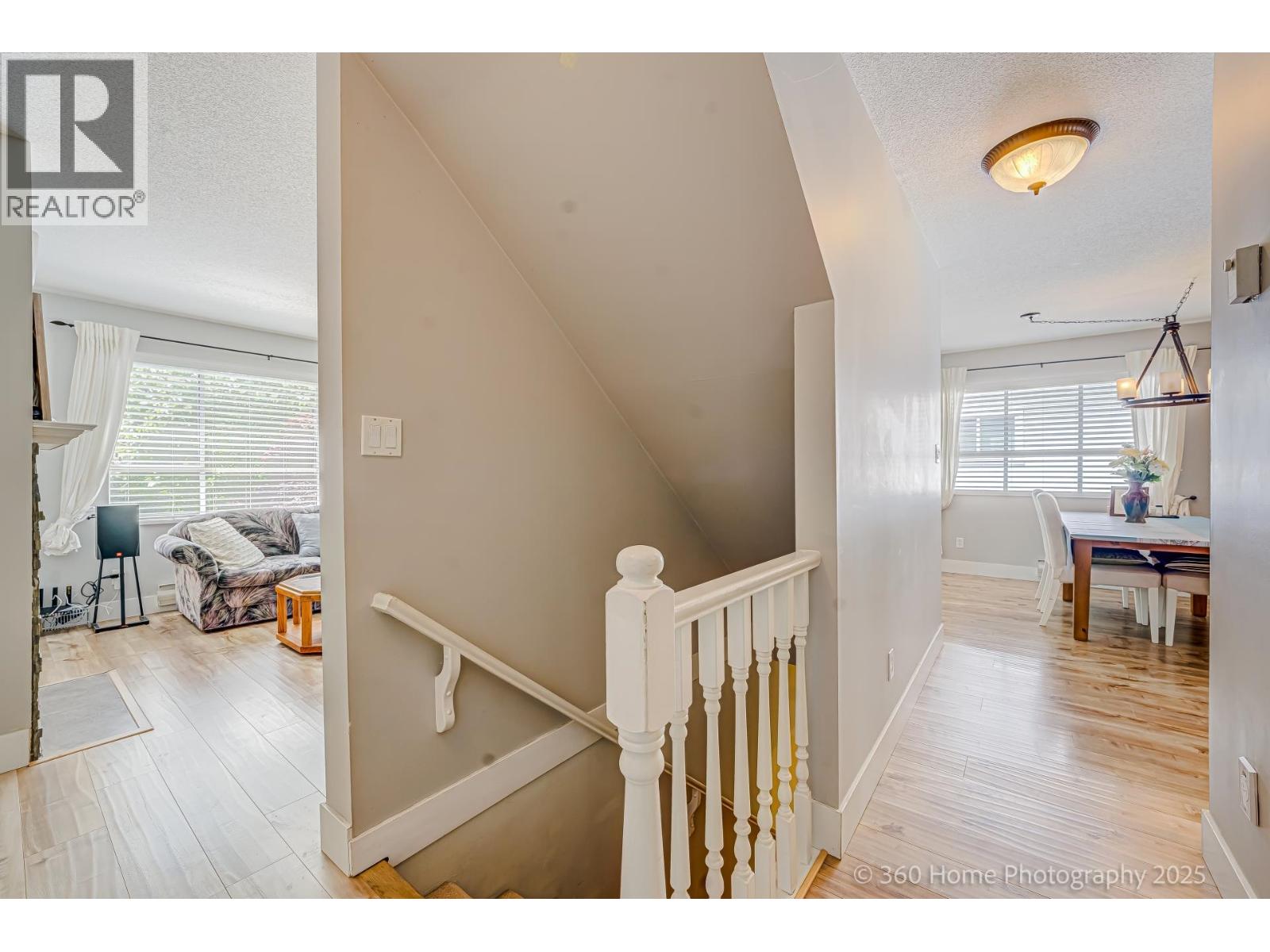 Photo 6 of 6 5671 Ladner Trunk Road, Delta BC