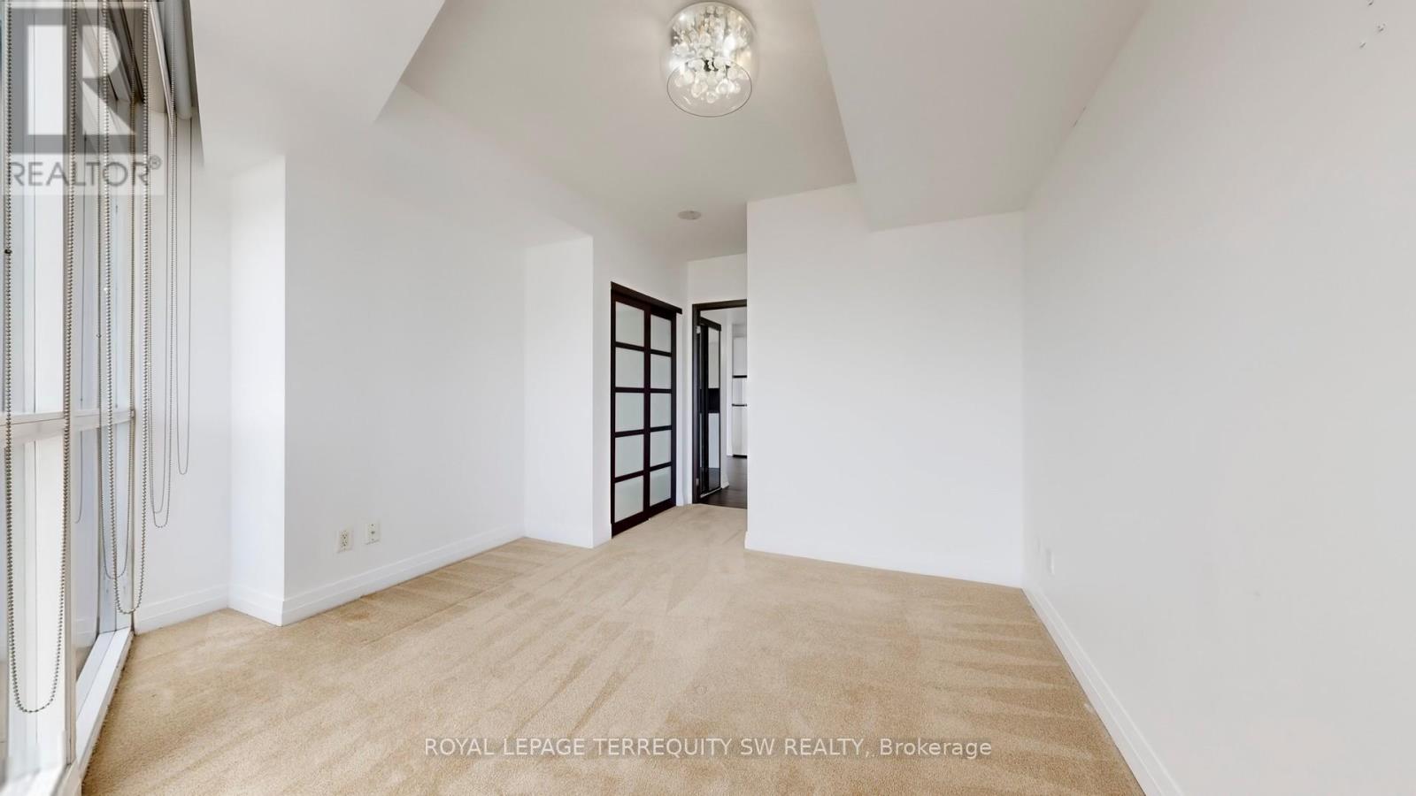 Photo 19 of 3704 21 Carlton Street, Toronto ON