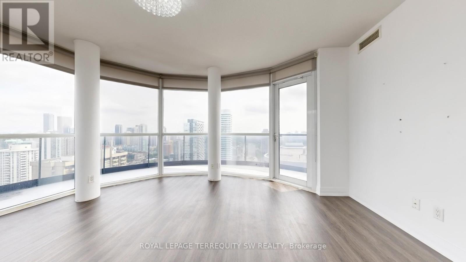 Photo 9 of 3704 21 Carlton Street, Toronto ON