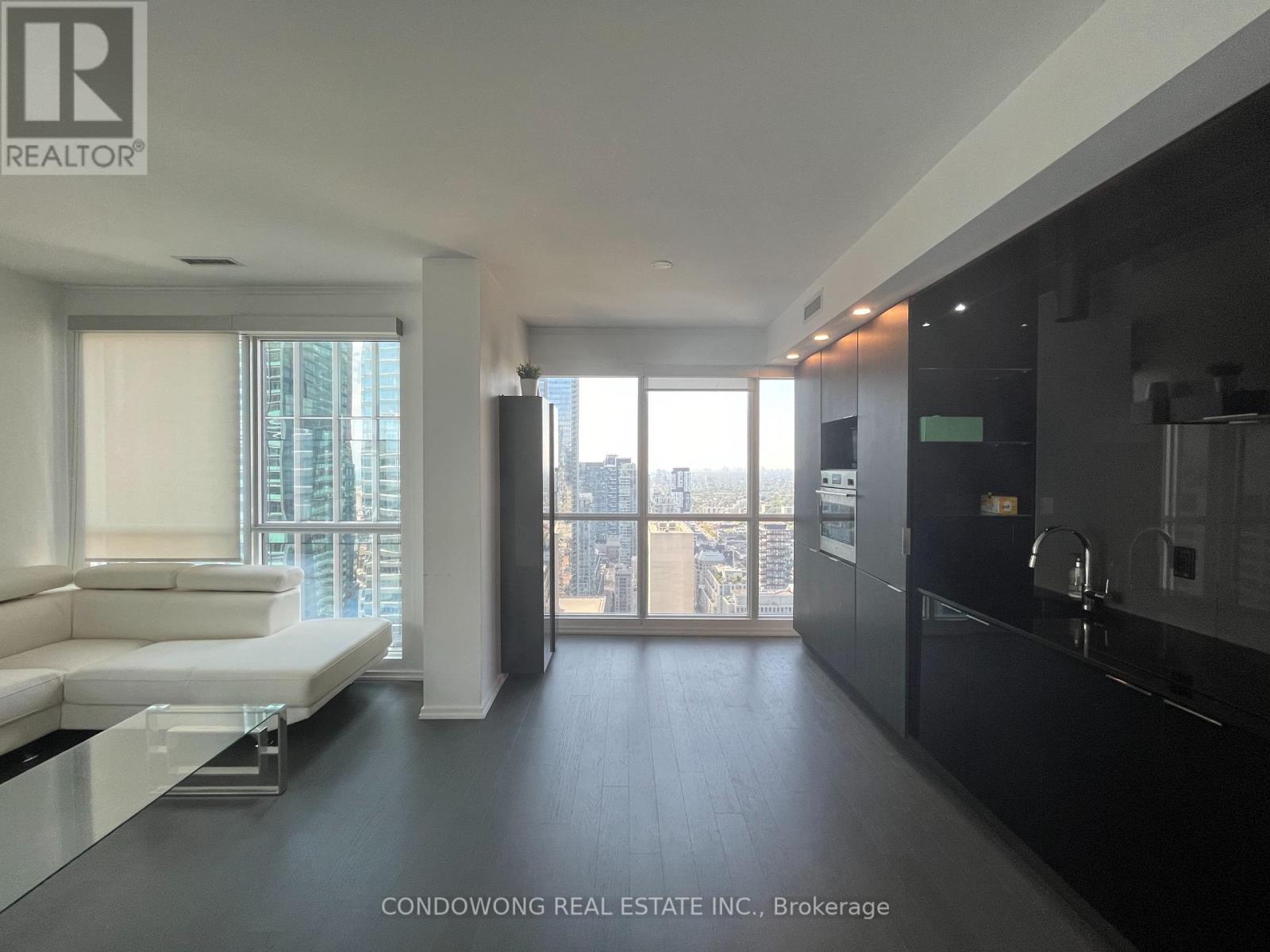 Photo 1 of 4411 70 Temperance Street, Toronto ON