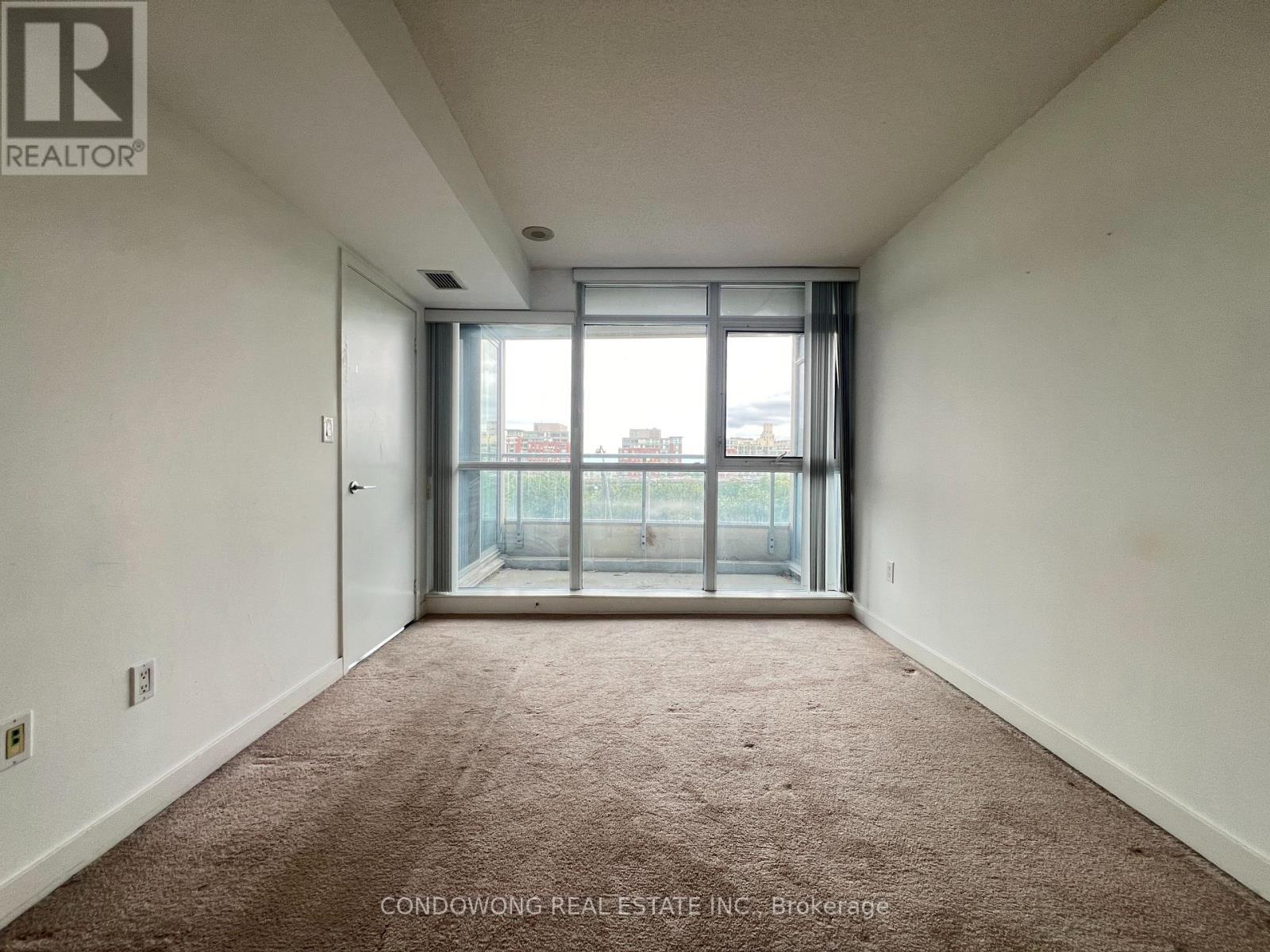 Photo 15 of 309 10 Capreol Court, Toronto ON