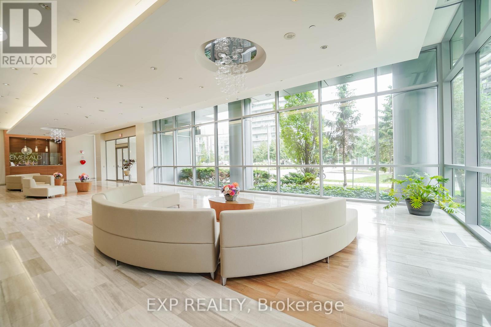 Photo 36 of 408 62 Forest Manor Road, Toronto ON