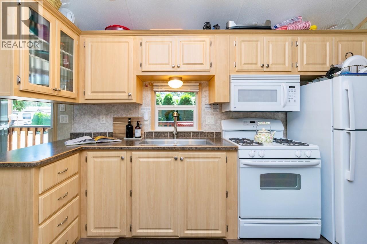 18 1131 Pine Grove Road, Scotch Creek