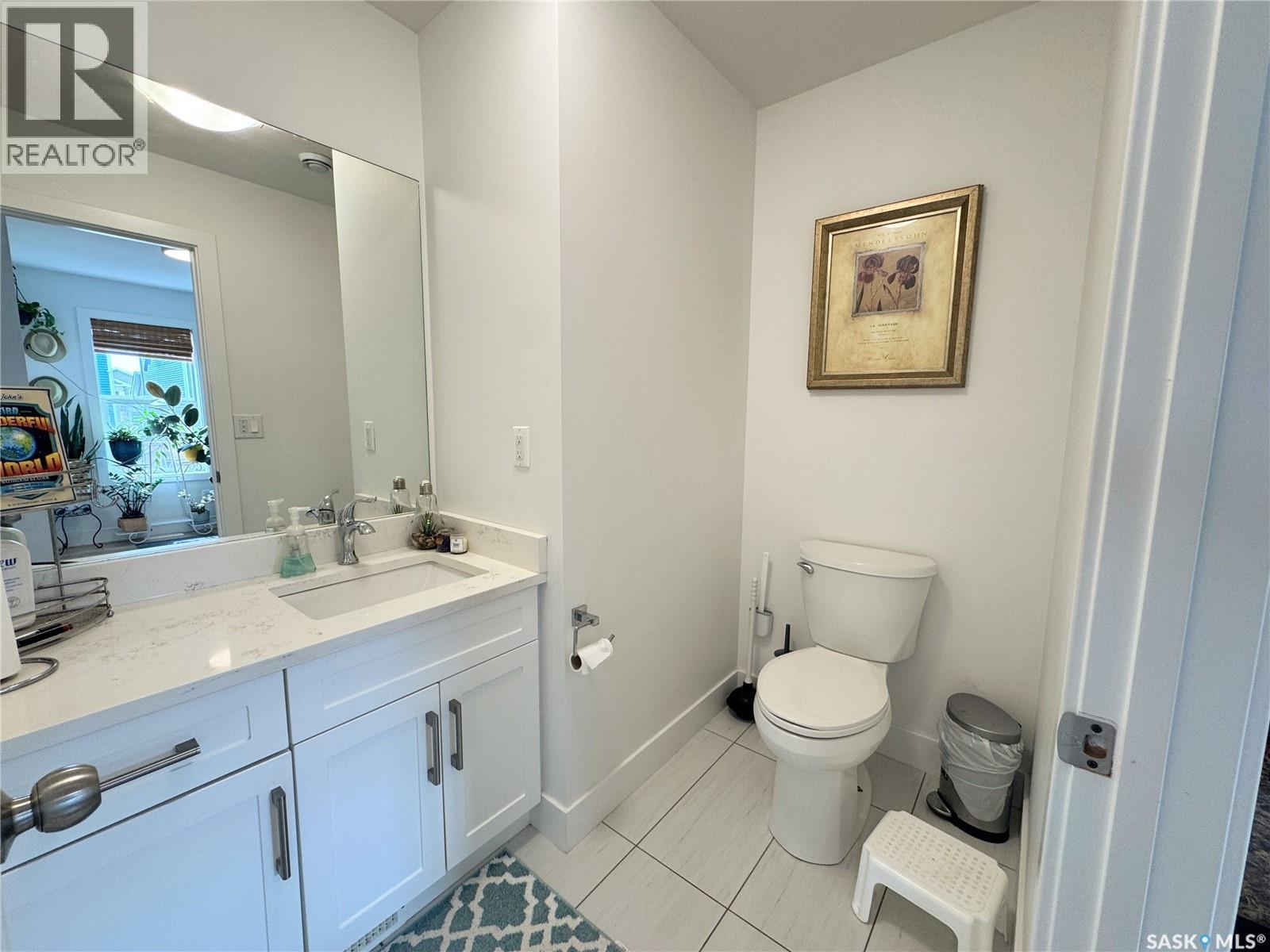 Photo 12 of 103 Stromberg Crescent, Saskatoon SK