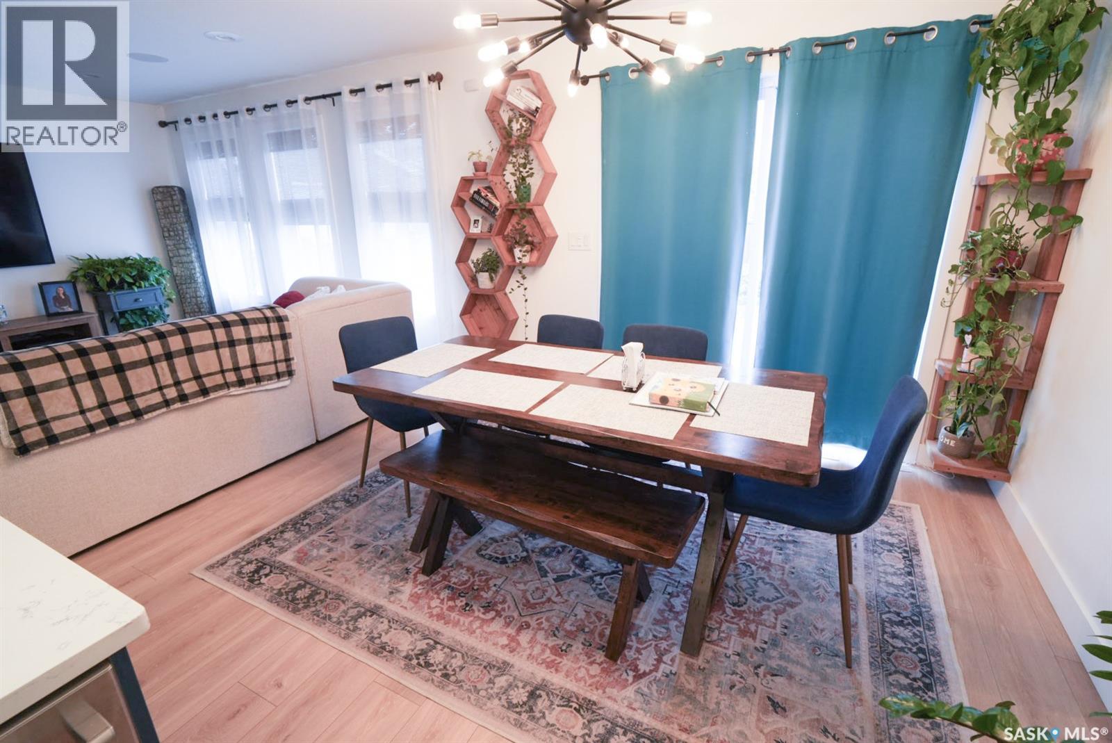 Photo 6 of 103 Stromberg Crescent, Saskatoon SK