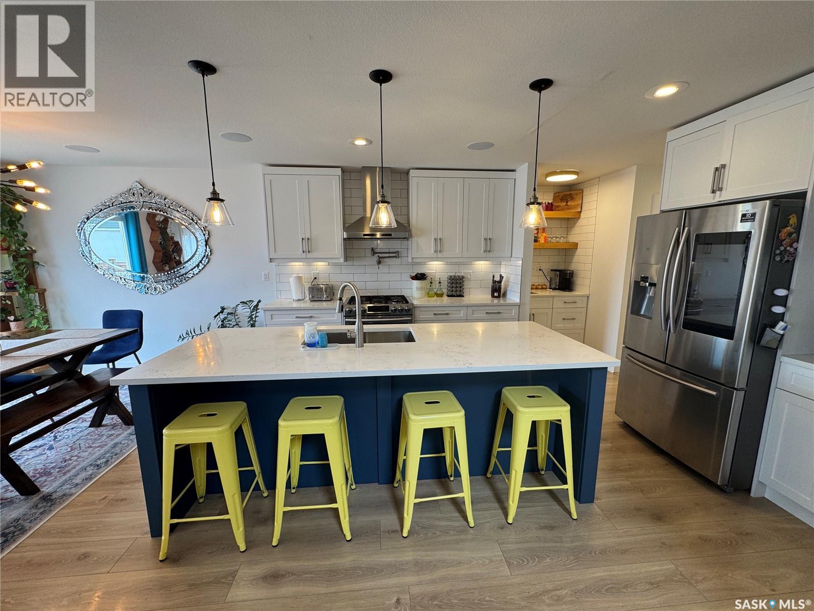 Photo 8 of 103 Stromberg Crescent, Saskatoon SK