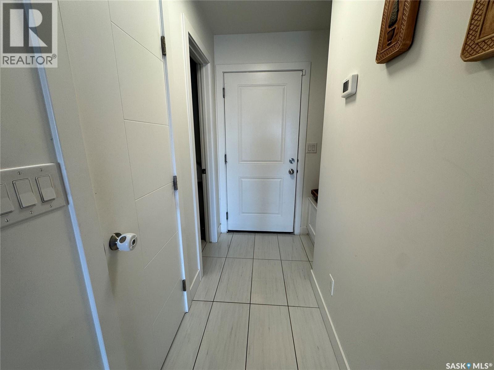 Photo 31 of 103 Stromberg Crescent, Saskatoon SK