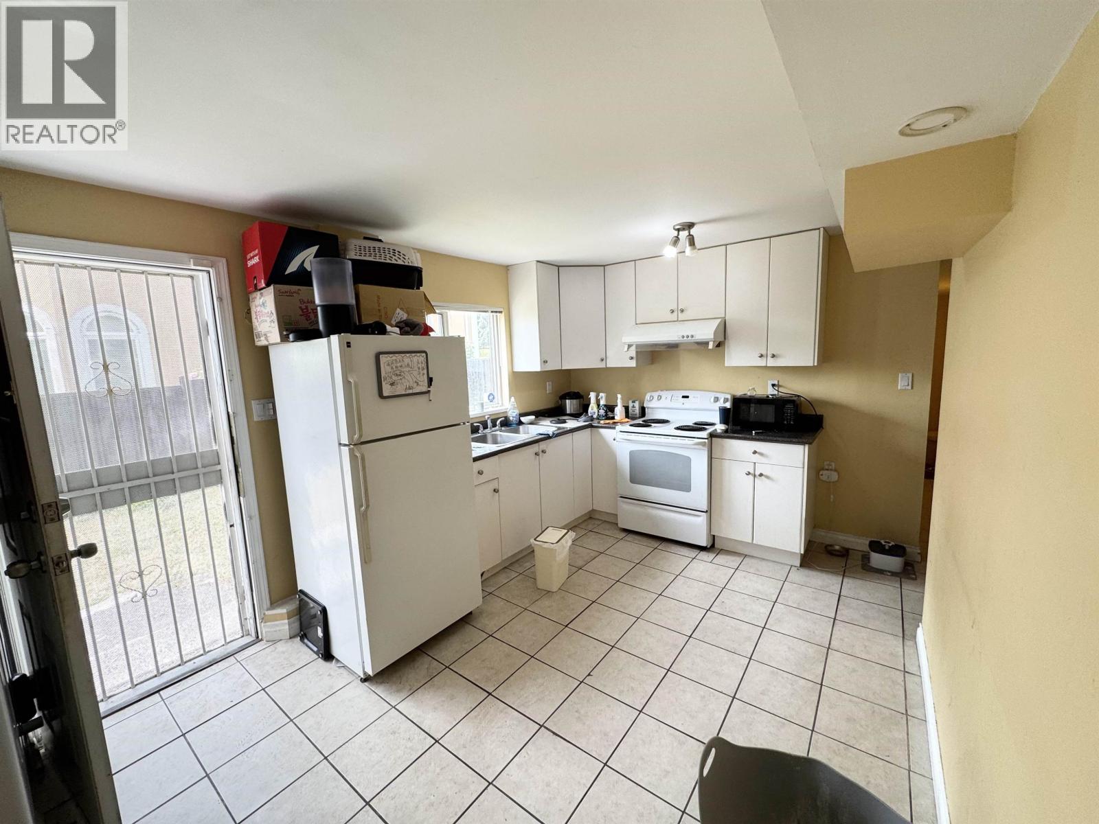 Photo 16 of 1305 Kensington Avenue, Burnaby BC
