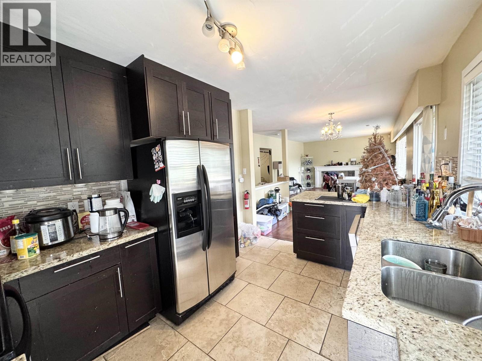 Photo 9 of 1305 Kensington Avenue, Burnaby BC