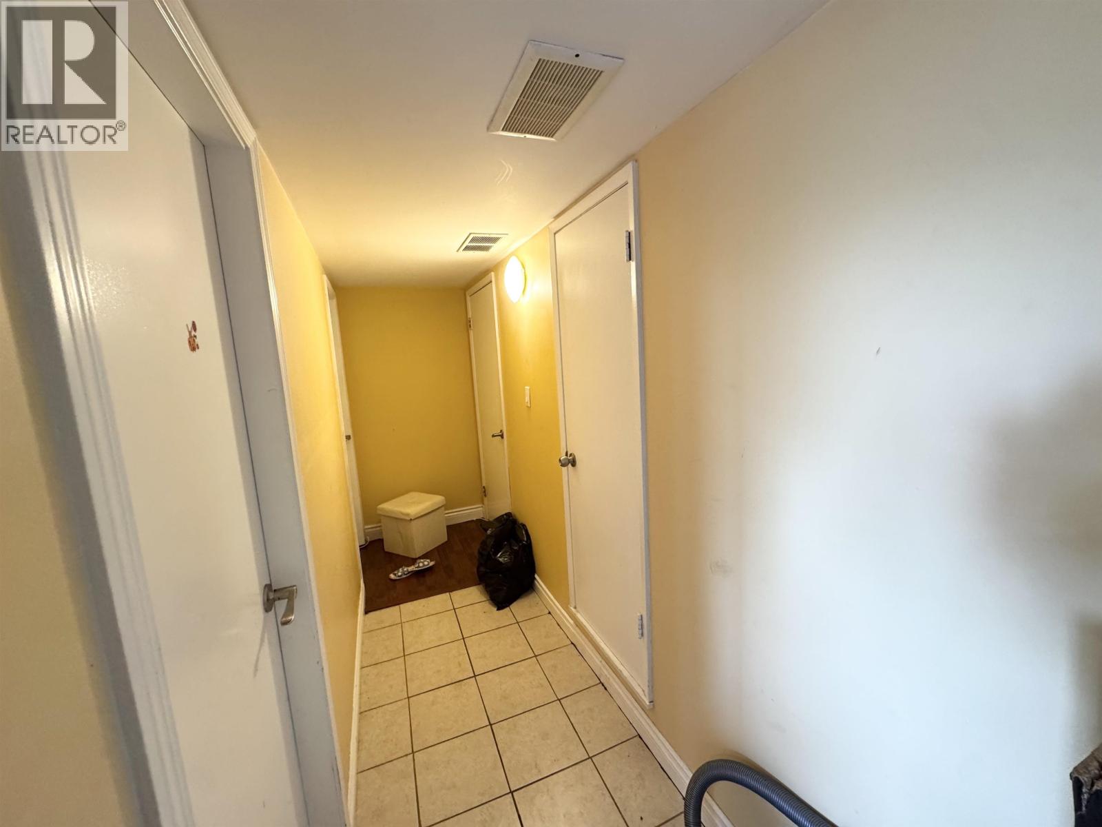 Photo 17 of 1305 Kensington Avenue, Burnaby BC
