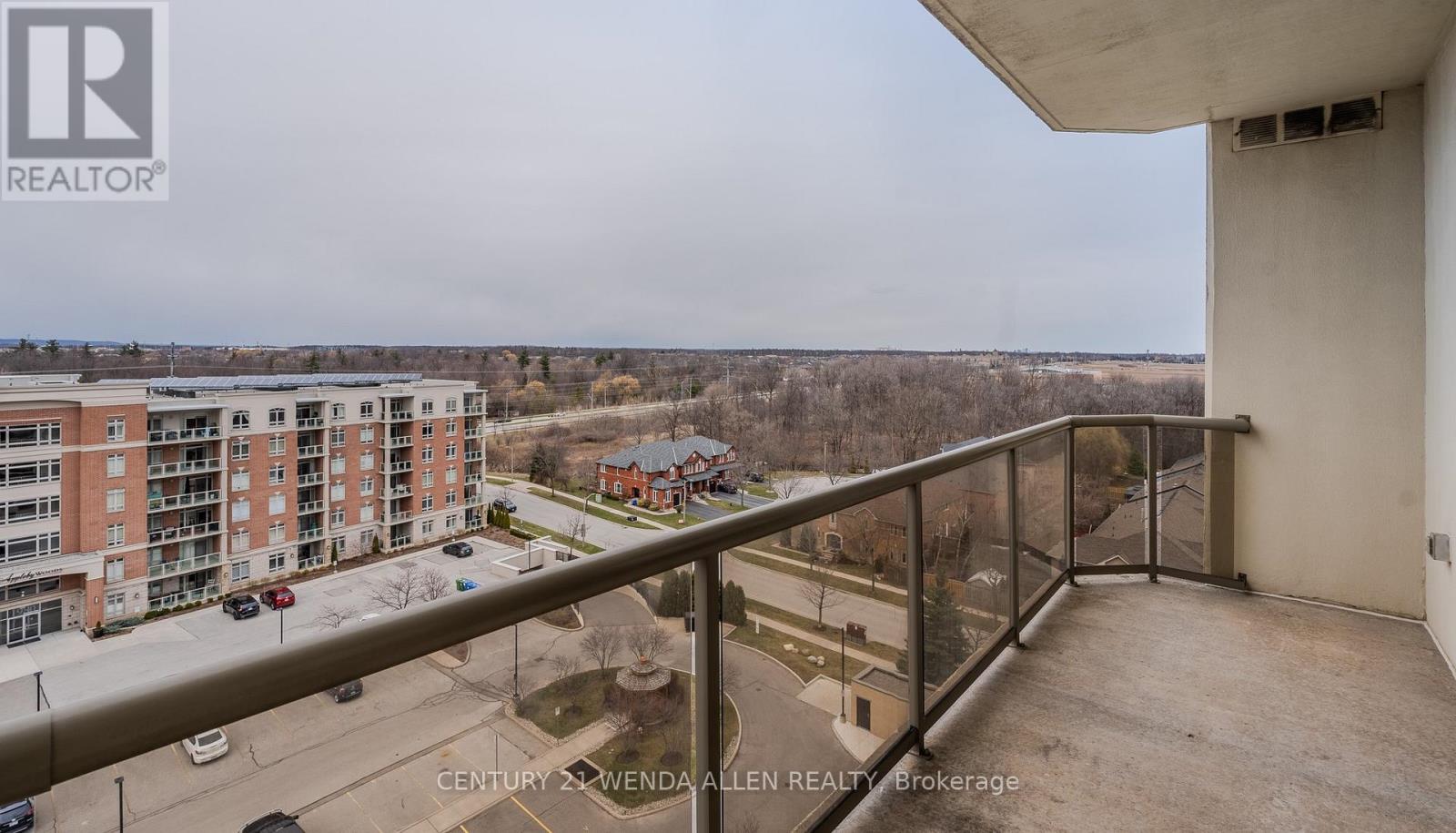 Photo 38 of 909 1998 Ironstone Drive, Burlington ON