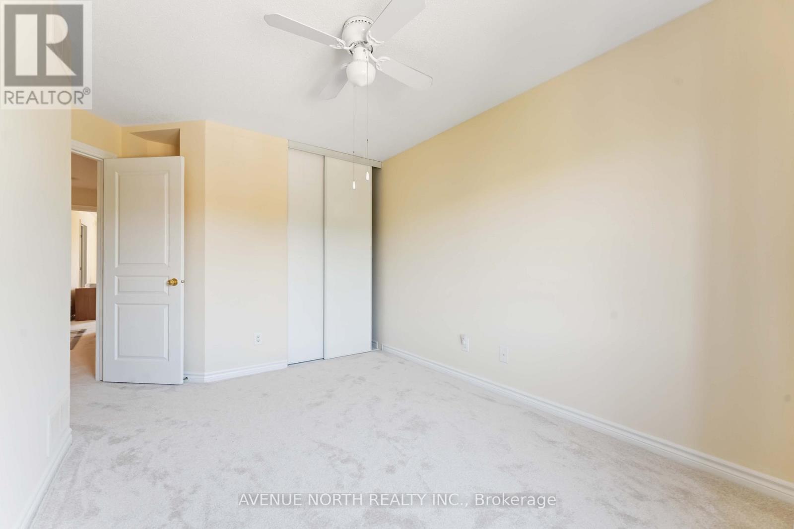 Photo 9 of 241 Waymark Crescent, Ottawa ON