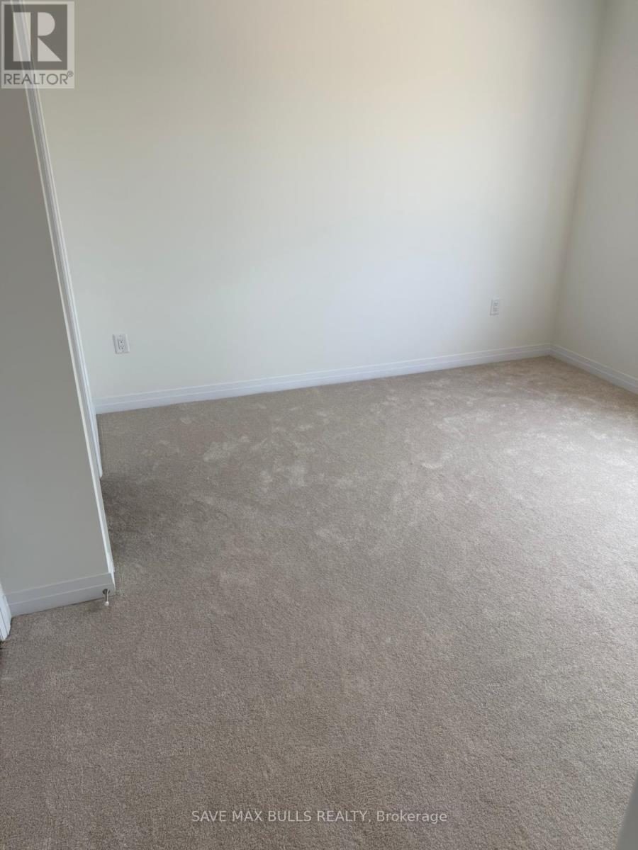 Photo 10 of 39 Gunnel Road, Welland ON