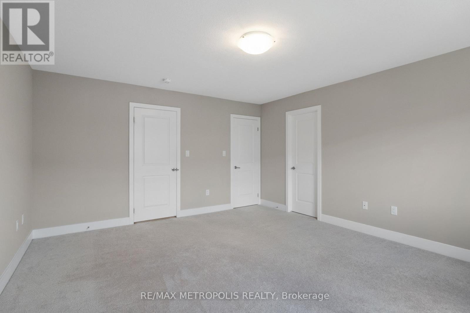 Photo 19 of 93 1960 Dalmagarry Road, London North ON
