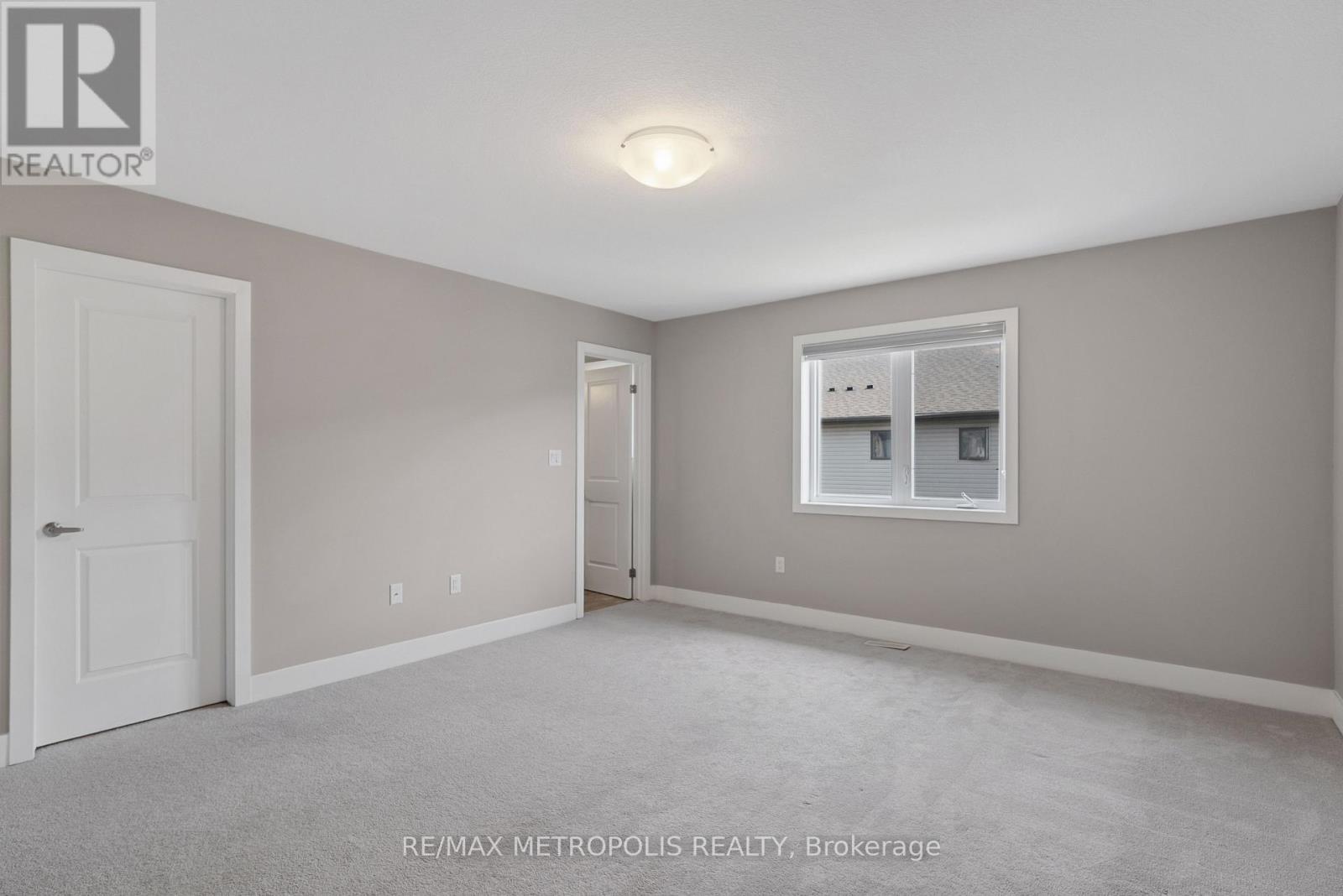 Photo 20 of 93 1960 Dalmagarry Road, London North ON
