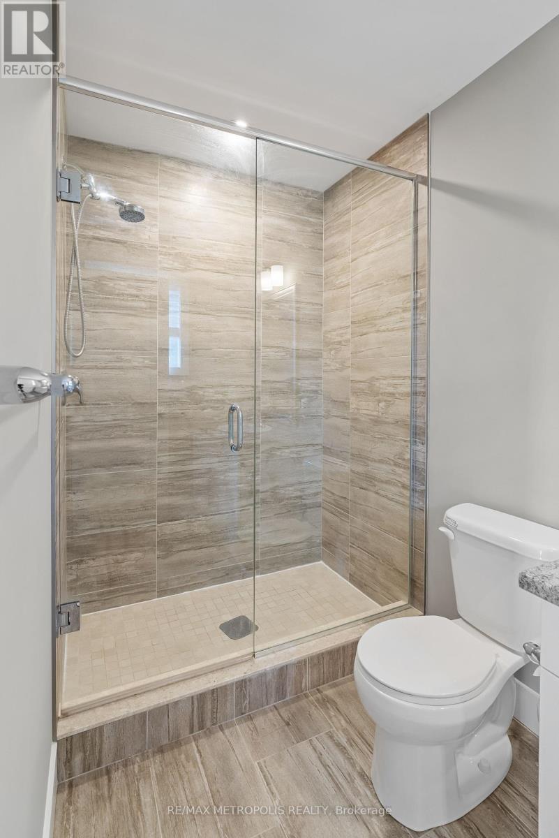 Photo 23 of 93 1960 Dalmagarry Road, London North ON
