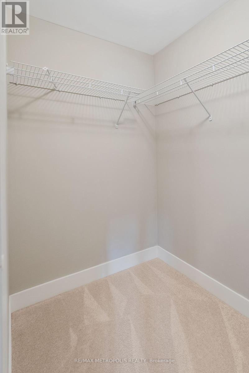 Photo 24 of 93 1960 Dalmagarry Road, London North ON