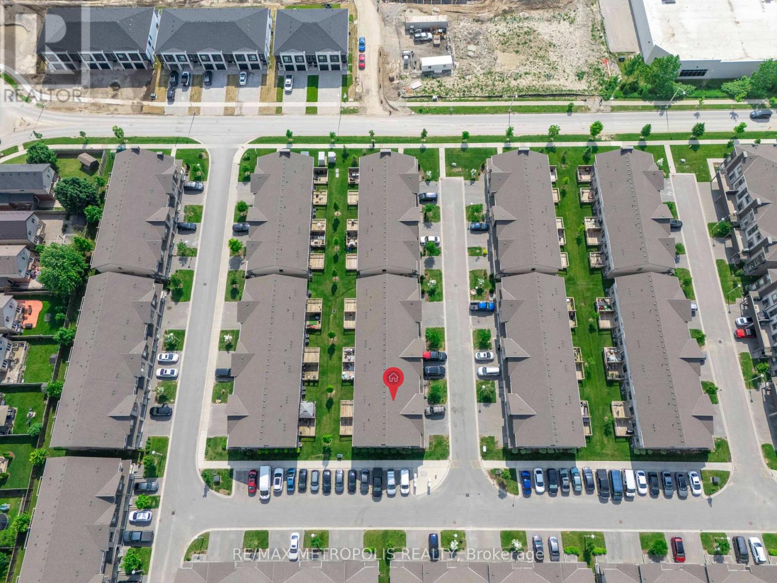 Photo 40 of 93 1960 Dalmagarry Road, London North ON