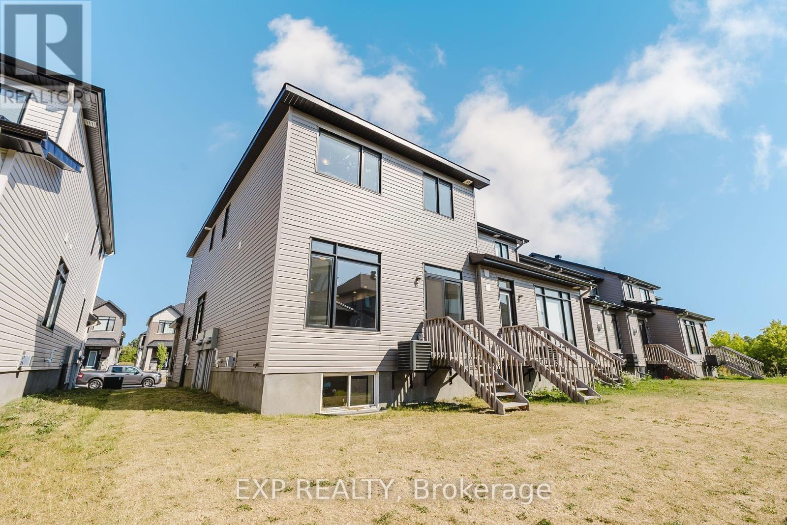 Photo 9 of 808 Mochi Circle, Ottawa ON