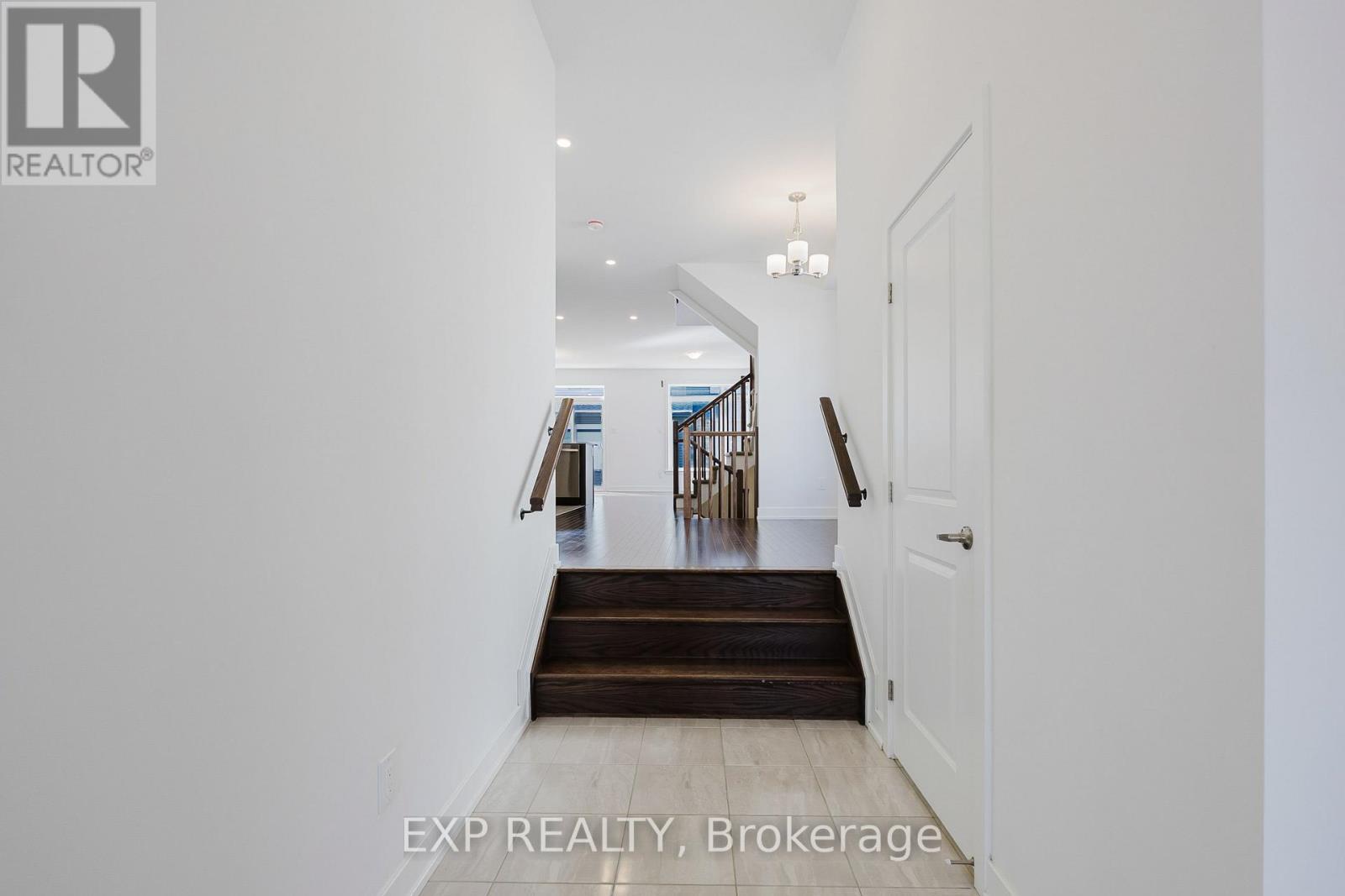 Photo 7 of 808 Mochi Circle, Ottawa ON