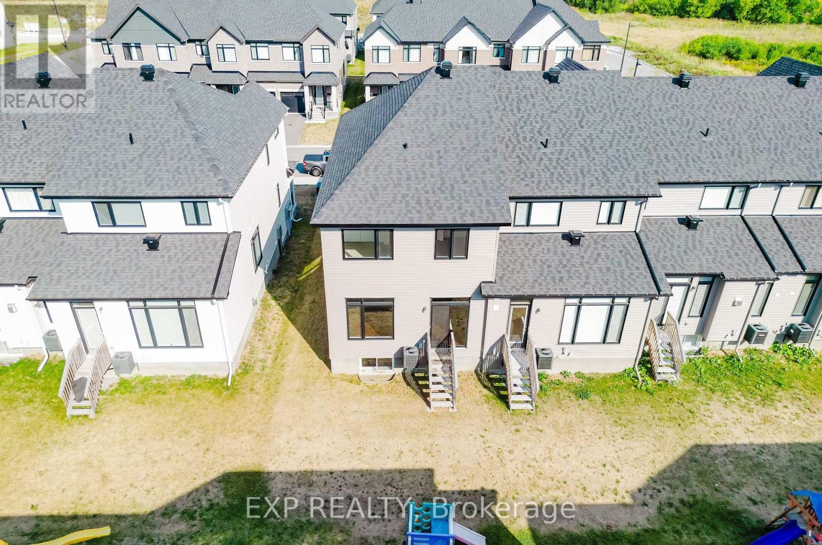 Photo 15 of 808 Mochi Circle, Ottawa ON