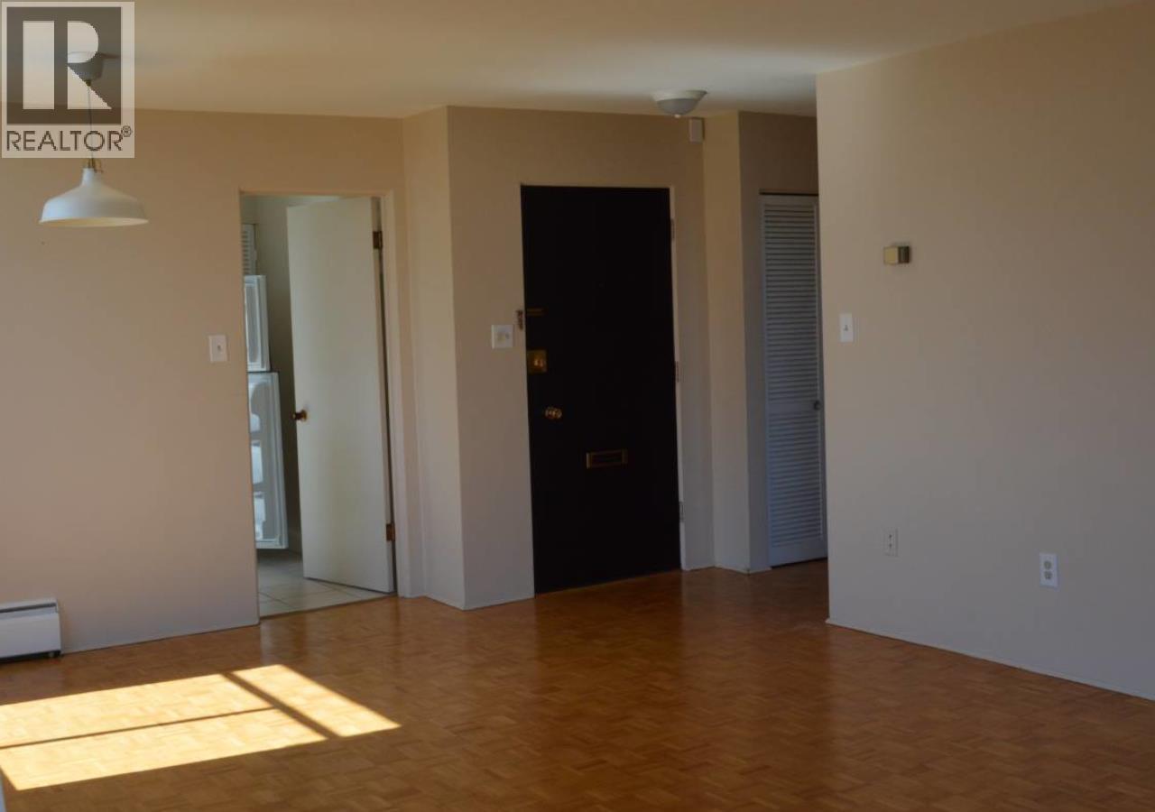 Photo 13 of 605 5450 Vine Street, Vancouver BC