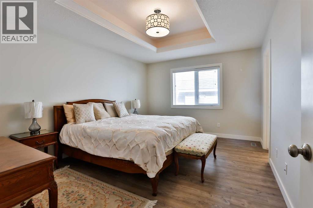 Photo 10 of 21 Riverford Close W, Lethbridge AB