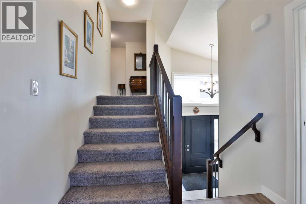 Photo 17 of 21 Riverford Close W, Lethbridge AB