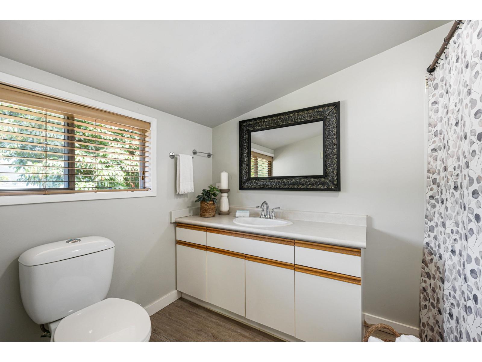 Photo 16 of 35535 Swan Road, Mission BC