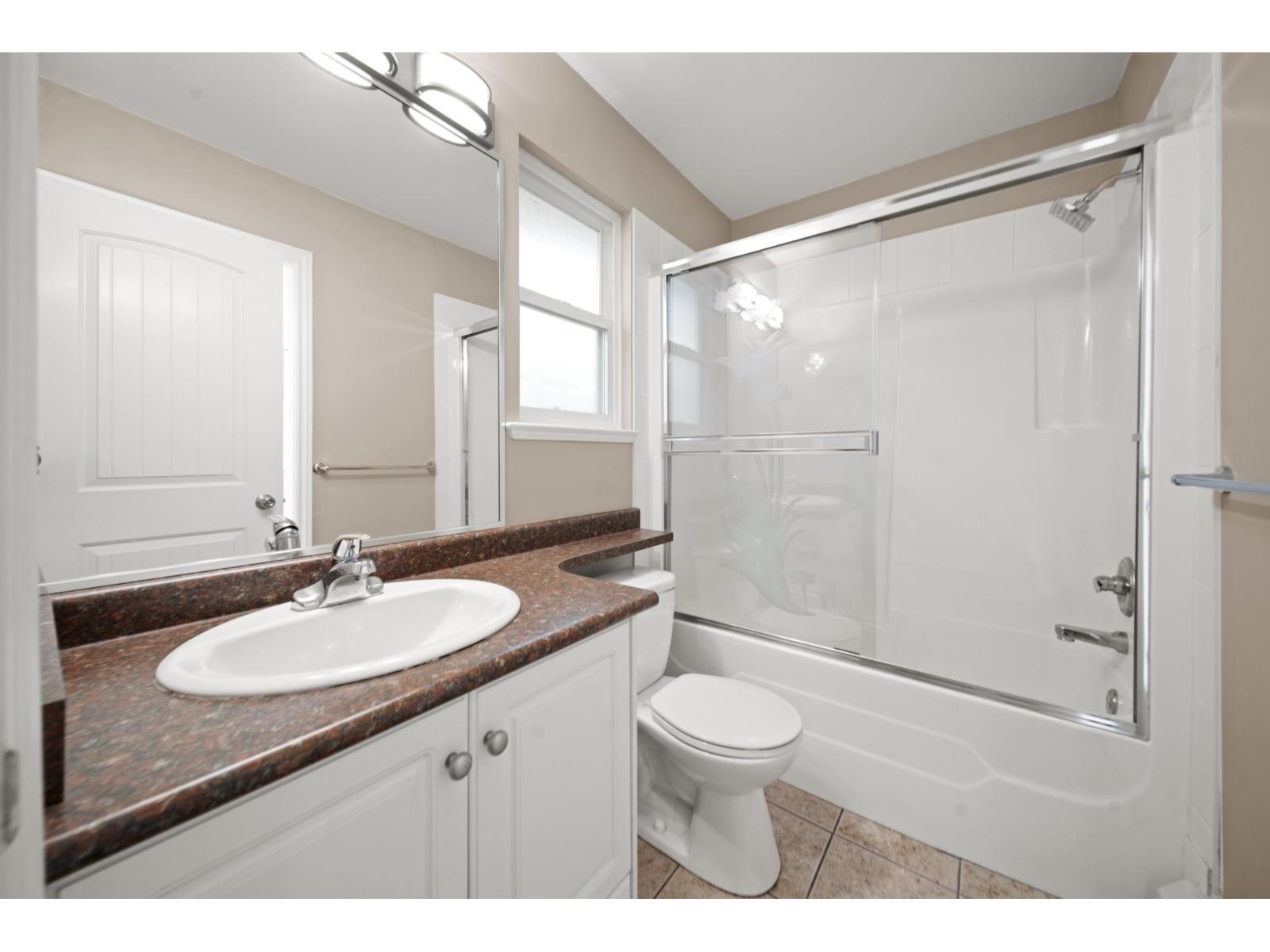Photo 26 of 14539 78 Avenue, Surrey BC