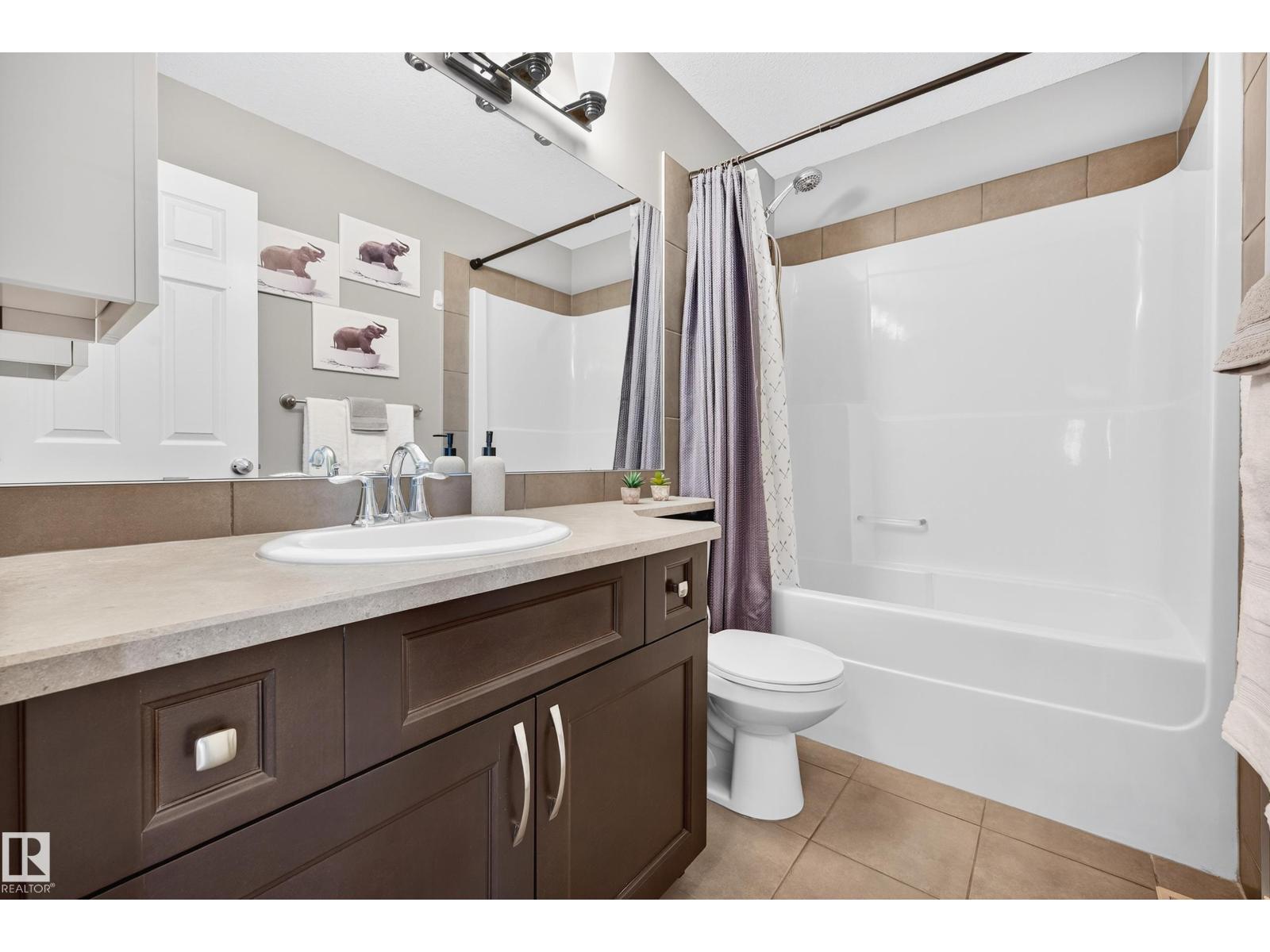 Photo 3 of 20615 130 Av Nw, Edmonton AB