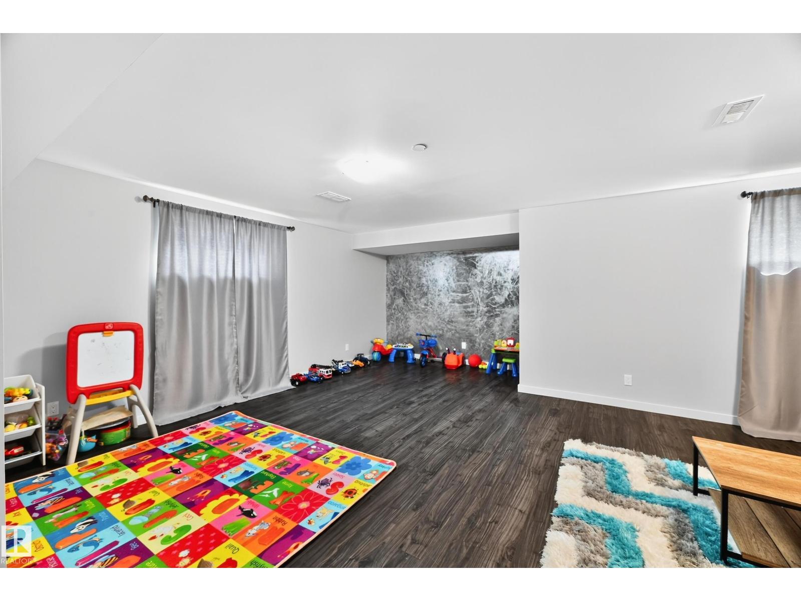 Photo 7 of 20615 130 Av Nw, Edmonton AB
