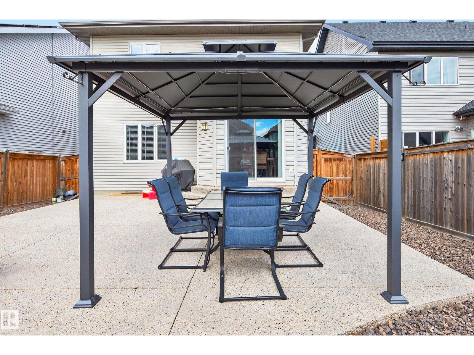 Photo 18 of 20615 130 Av Nw, Edmonton AB