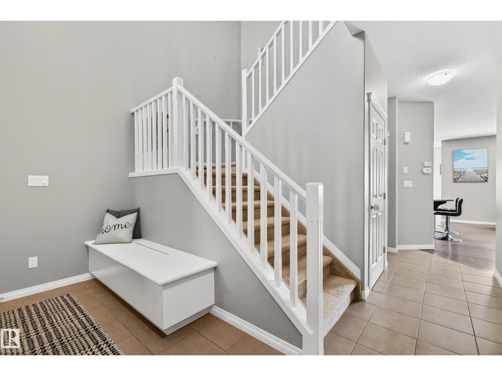 Photo 5 of 20615 130 Av Nw, Edmonton AB