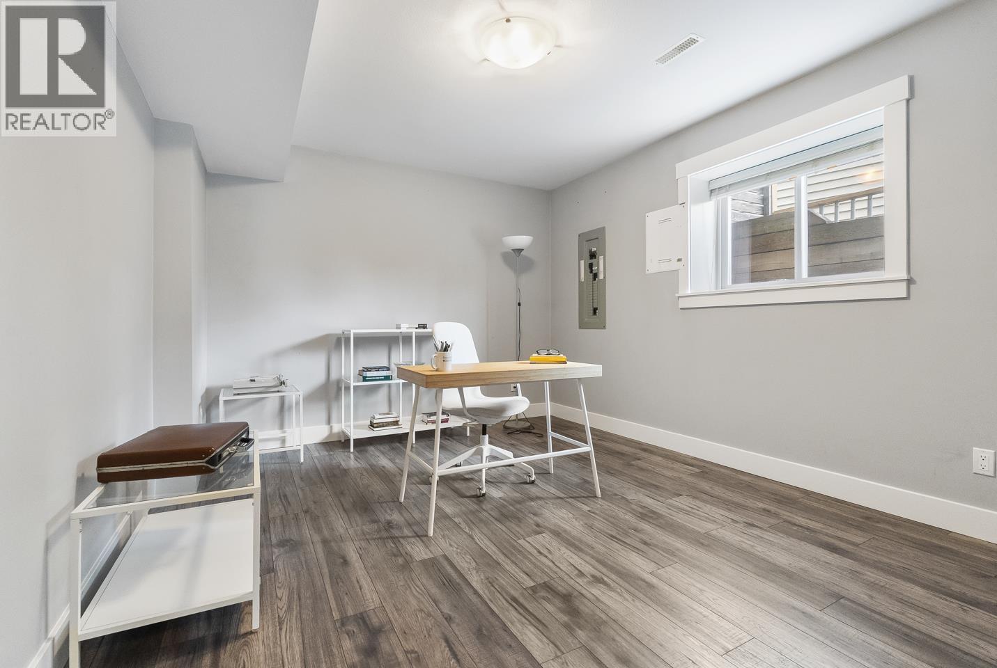 Photo 3 of 13445 Balsam Street, Maple Ridge BC