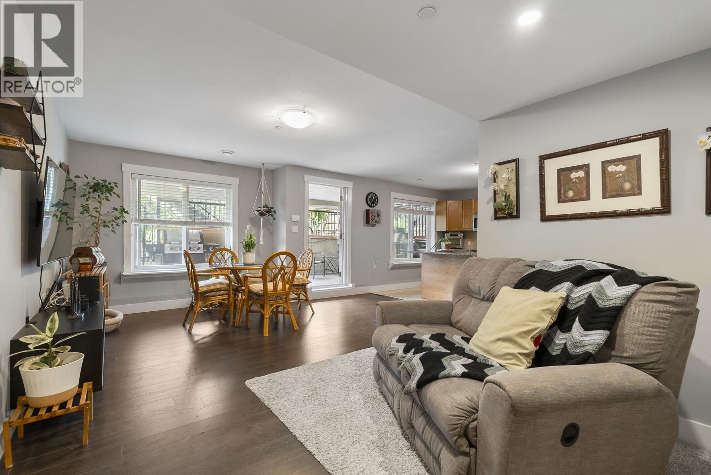 Photo 2 of 13445 Balsam Street, Maple Ridge BC