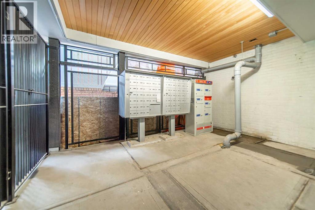 Single Family House for Sale in   A Street SW Lower Mount Royal Calgary 