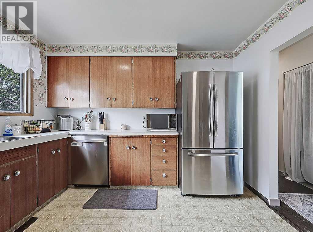 Single Family House Bungalow for Sale in  Valentine Crescent SE Penbrooke Meadows Calgary 