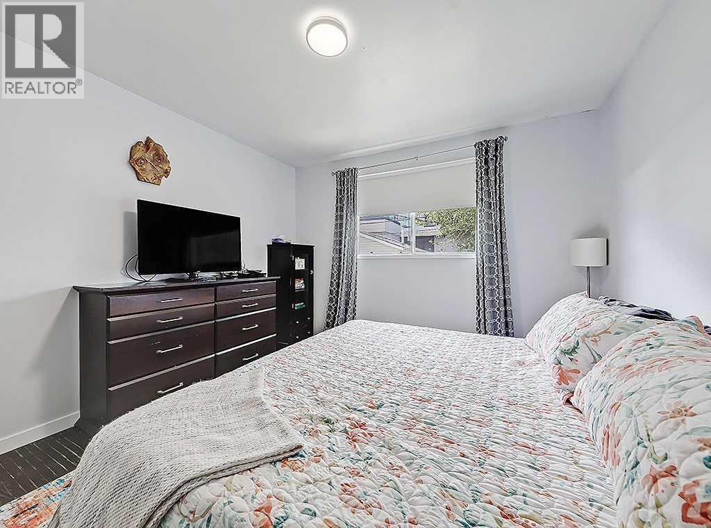Single Family House Bungalow for Sale in  Valentine Crescent SE Penbrooke Meadows Calgary 