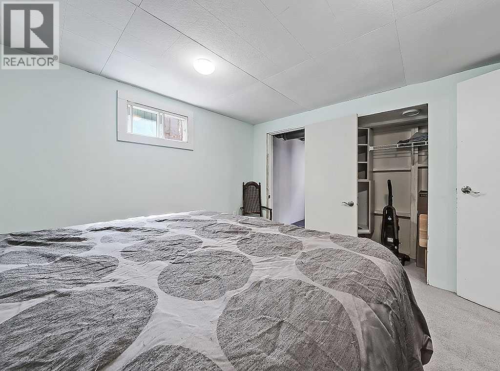 Single Family House Bungalow for Sale in  Valentine Crescent SE Penbrooke Meadows Calgary 