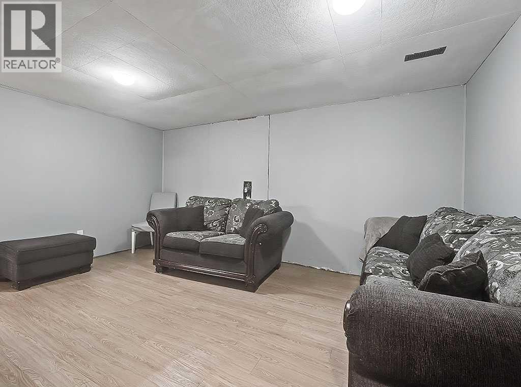 Single Family House Bungalow for Sale in  Valentine Crescent SE Penbrooke Meadows Calgary 
